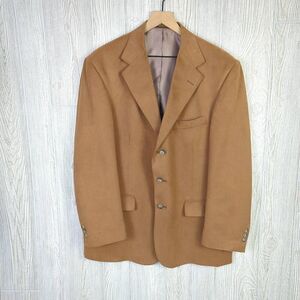 Norm Thompson Mens 42R Blazer Suit Coat Tan Camel 3 Button Closure Long Sleeve